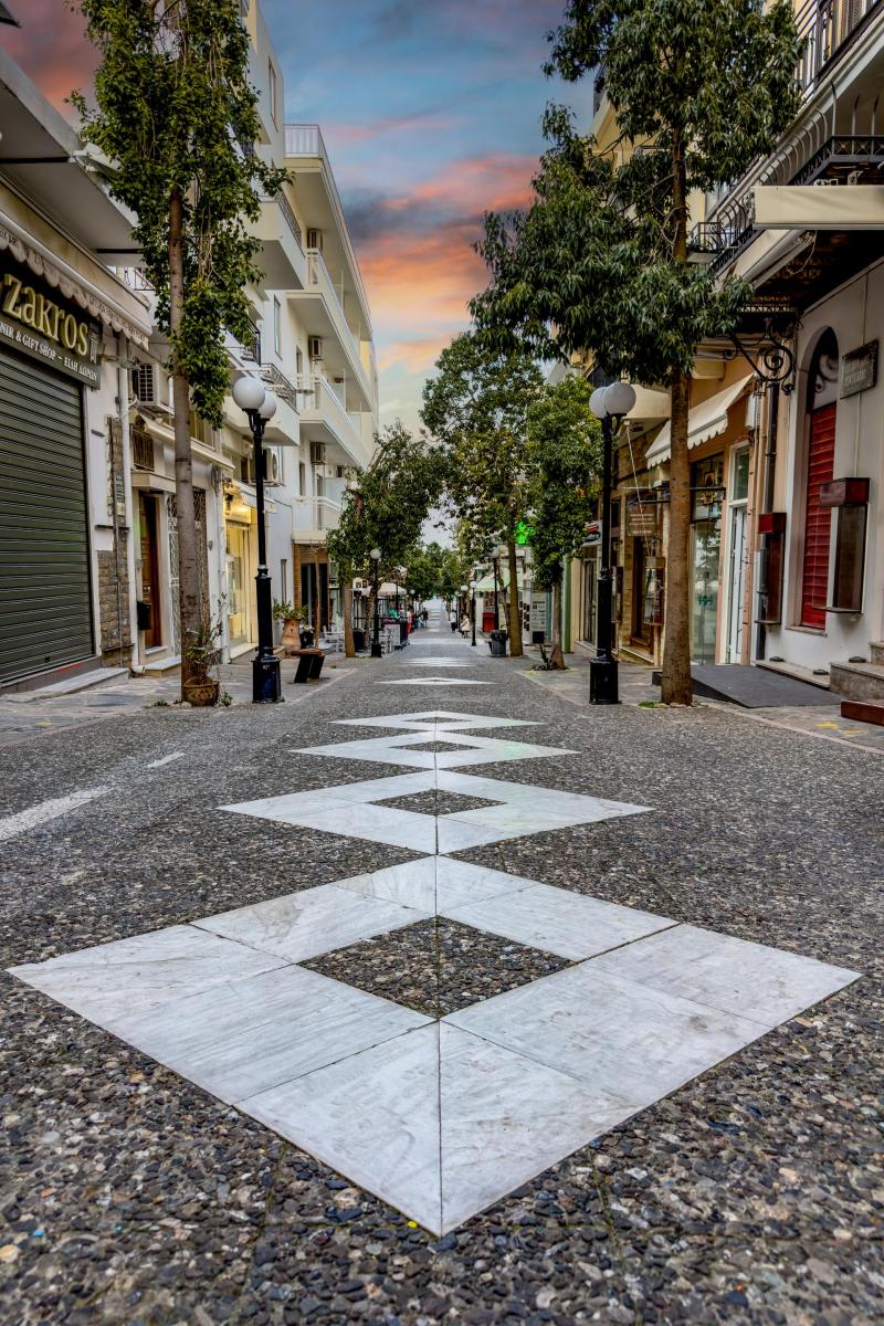 10 - Agios Nikolaos Grece town.jpg